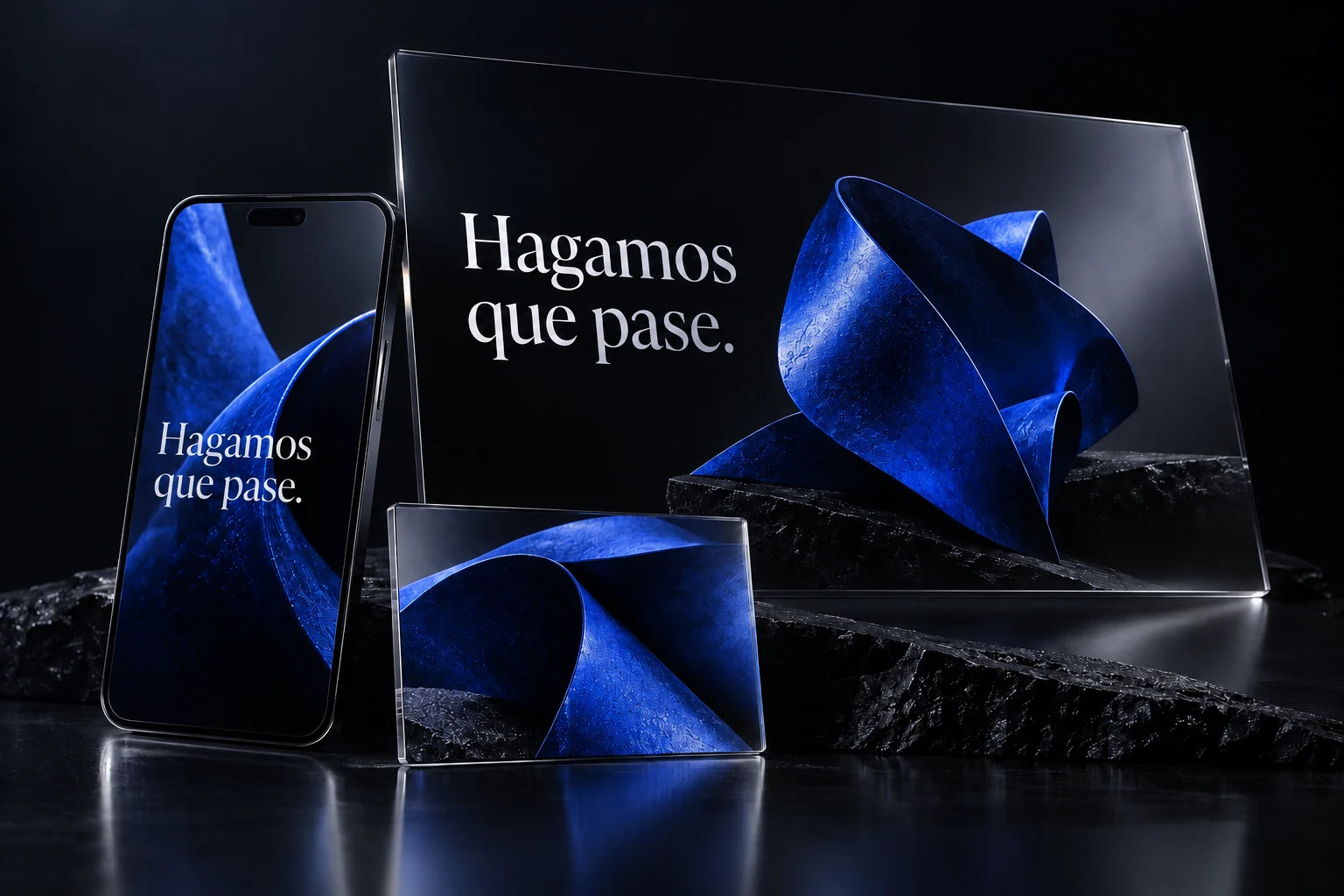 Concepto visual de una misma campaña en sitio web, móvil y contenido digital